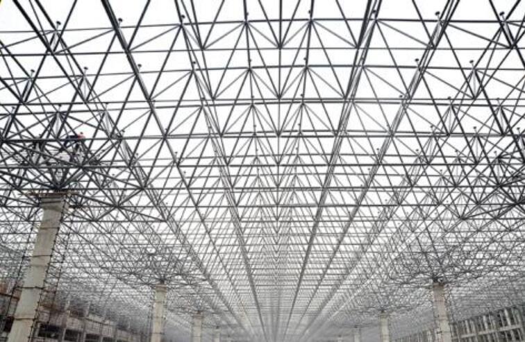 松原网架公司为您分享干煤棚在后期的使用保养方法